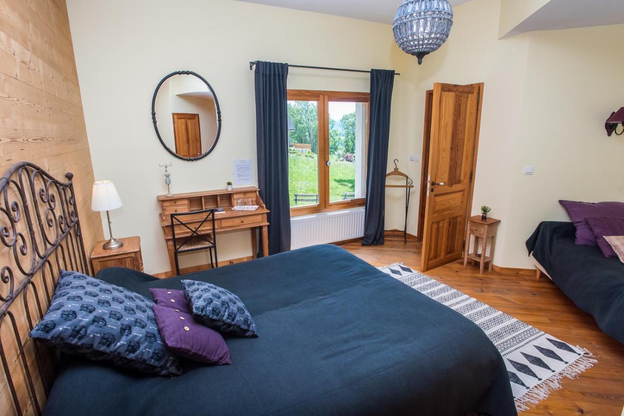 Maison D'Hotes Agathe Et Sophie Lans-en-Vercors Exteriör bild