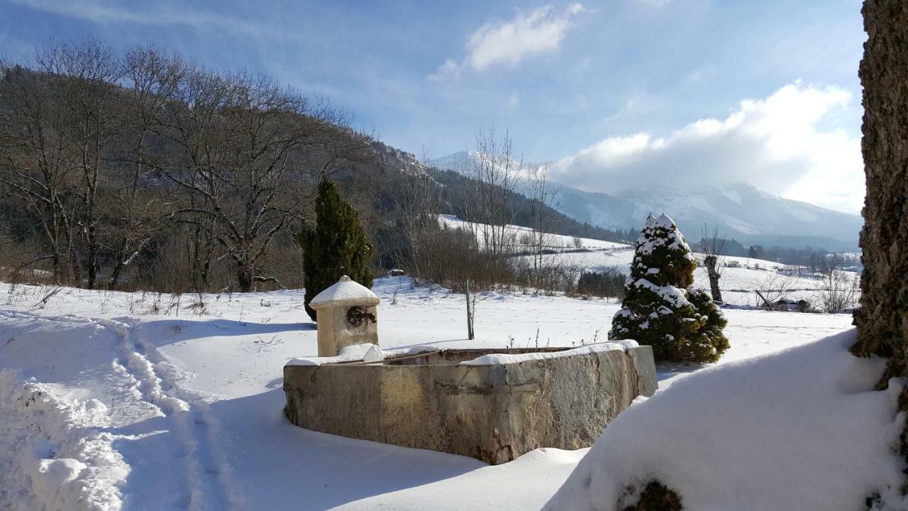 Maison D'Hotes Agathe Et Sophie Lans-en-Vercors Exteriör bild